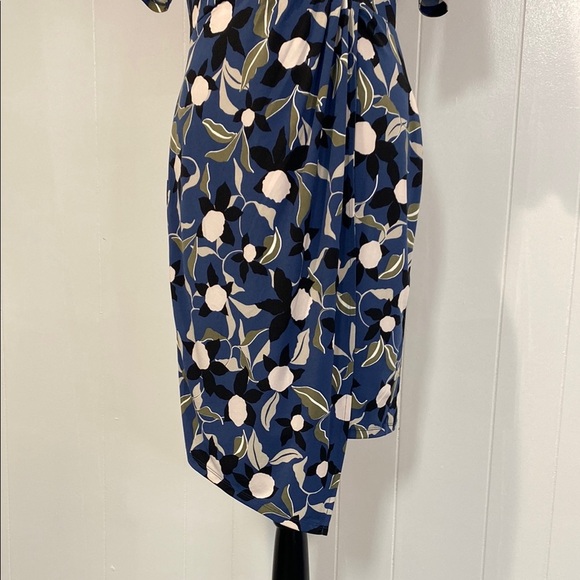Banana Republic Dress Midi Floral Wrap Abstract Blue Green Black Floral Medium - Picture 9 of 11